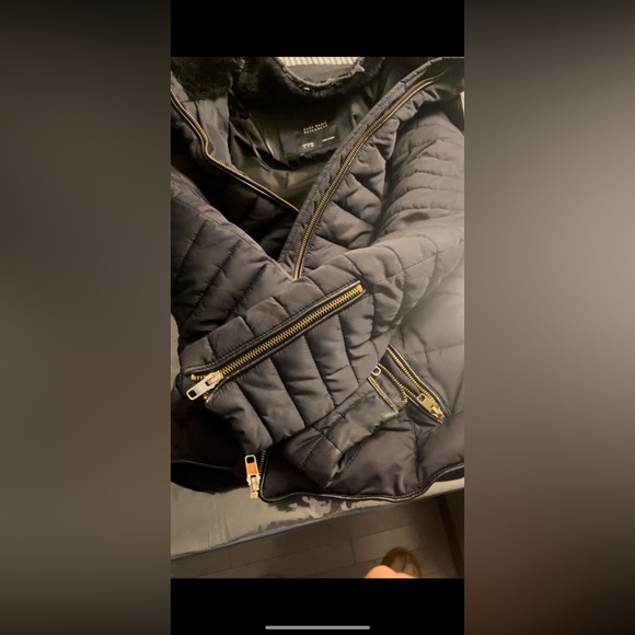 Fall puffer jacket - Picture 6 of 8